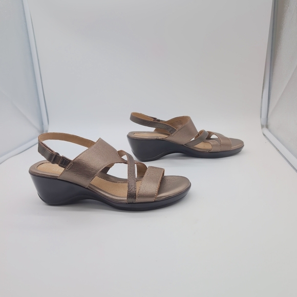 Naturalizer "Tender" sz 7.5 Gold Leather Women's Sandals - Picture 7 of 9